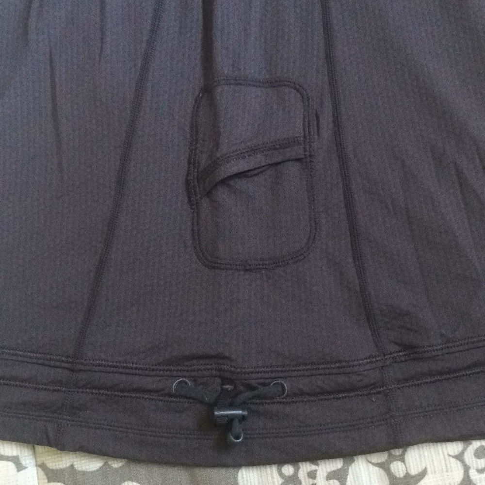 Grey/White tank - Picture 3 of 5